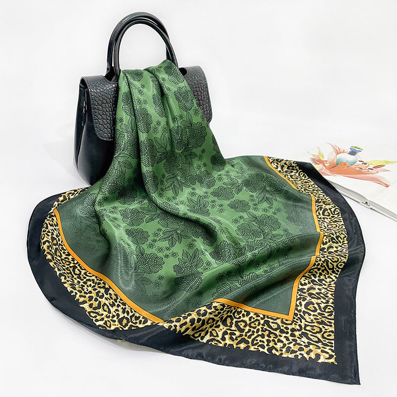 Silk Printed Scarf In Europe And America