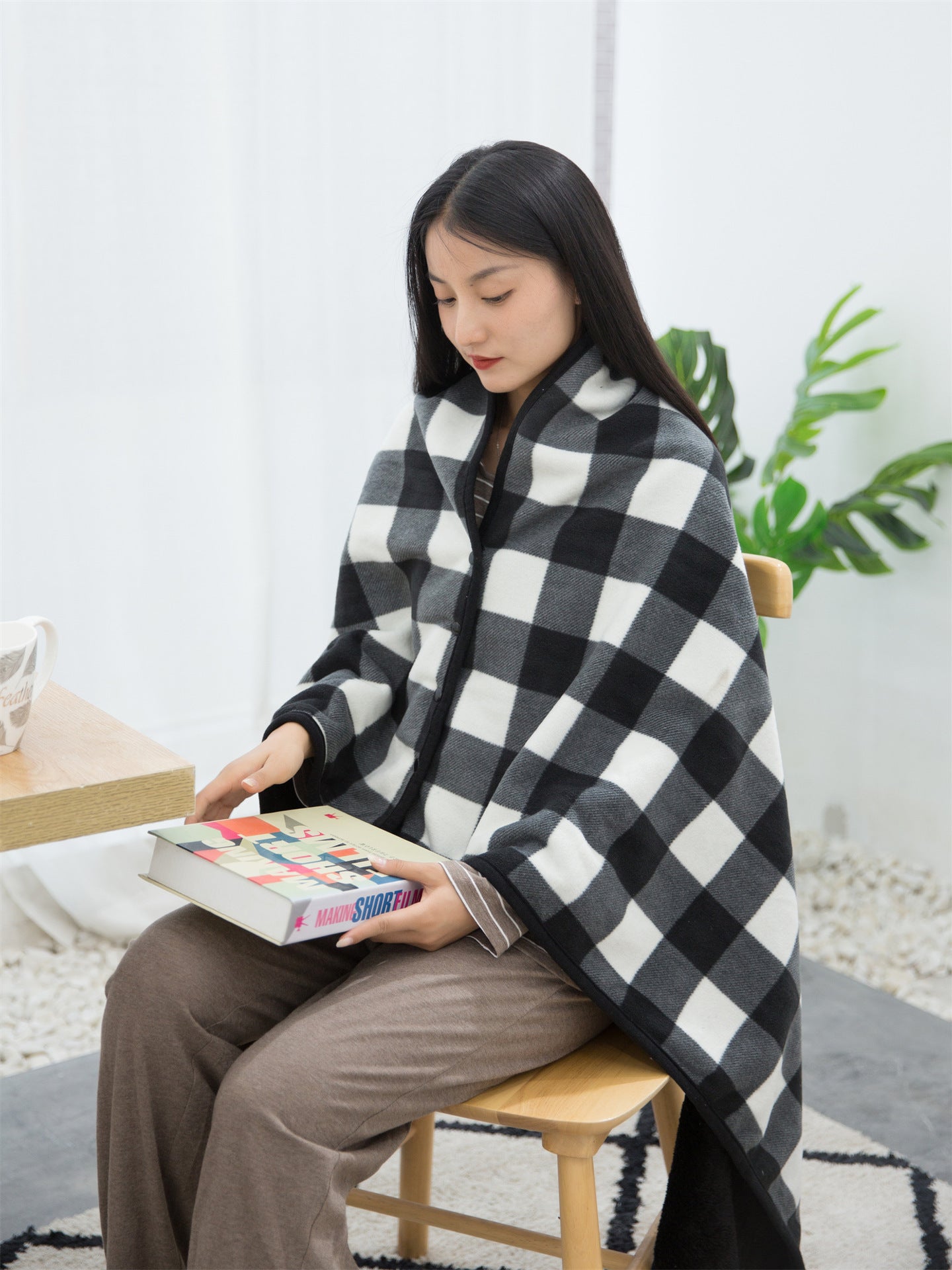 Fashionable And Personalized Non Printing Multi-functional Blanket