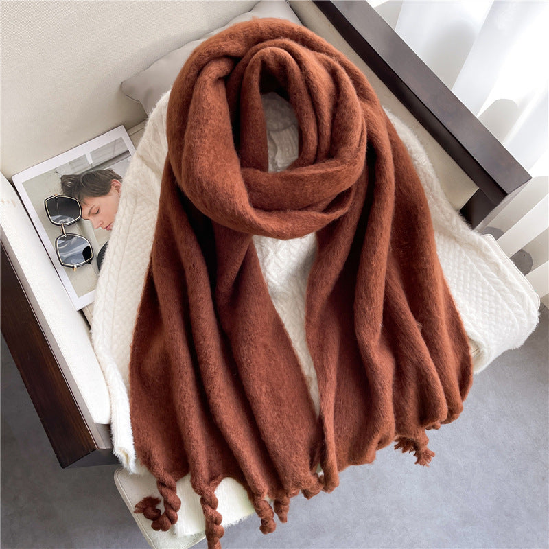 Fashionable Cashmere Scarf With Tassels