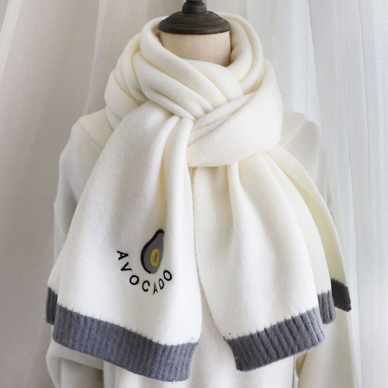 Knitted Scarf In Japanese Autumn And Winter