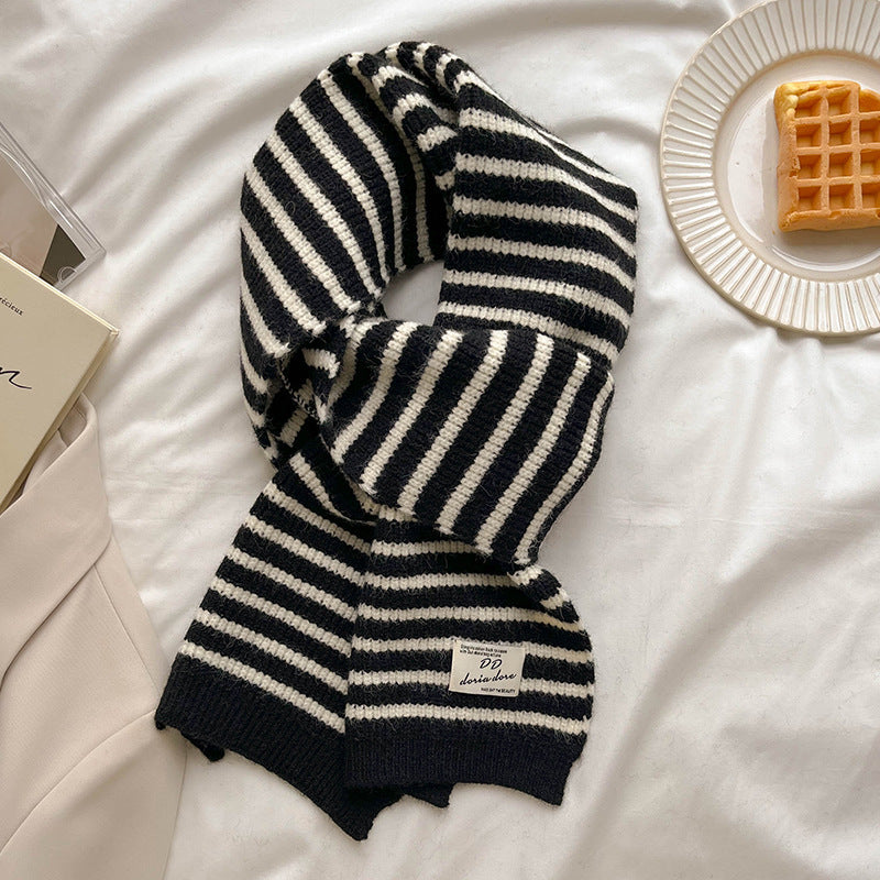 Women's Warm Knitting Wool Thickened Simple Windproof Scarf