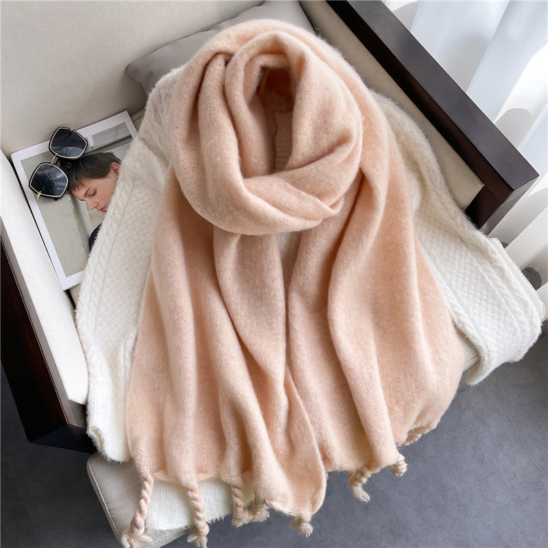 Fashionable Cashmere Scarf With Tassels