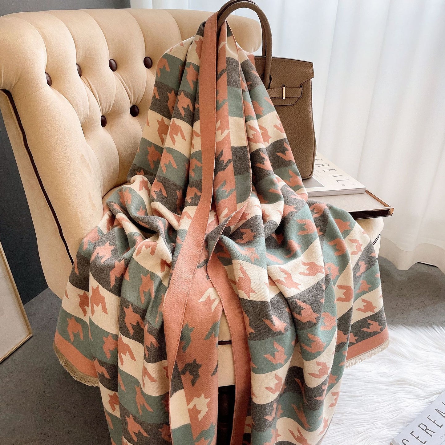 Warmth And Thickening Shawl Outside The Fashion And Fashionable High-grade Scarf
