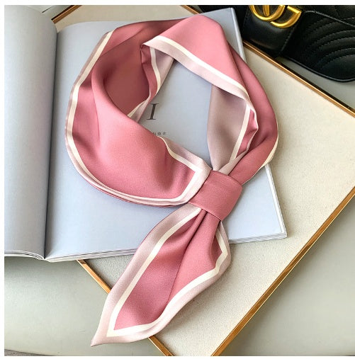 Simple Decorative Oil Painting Ear Scarf