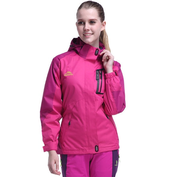 Thin section of the windproof waterproof female models