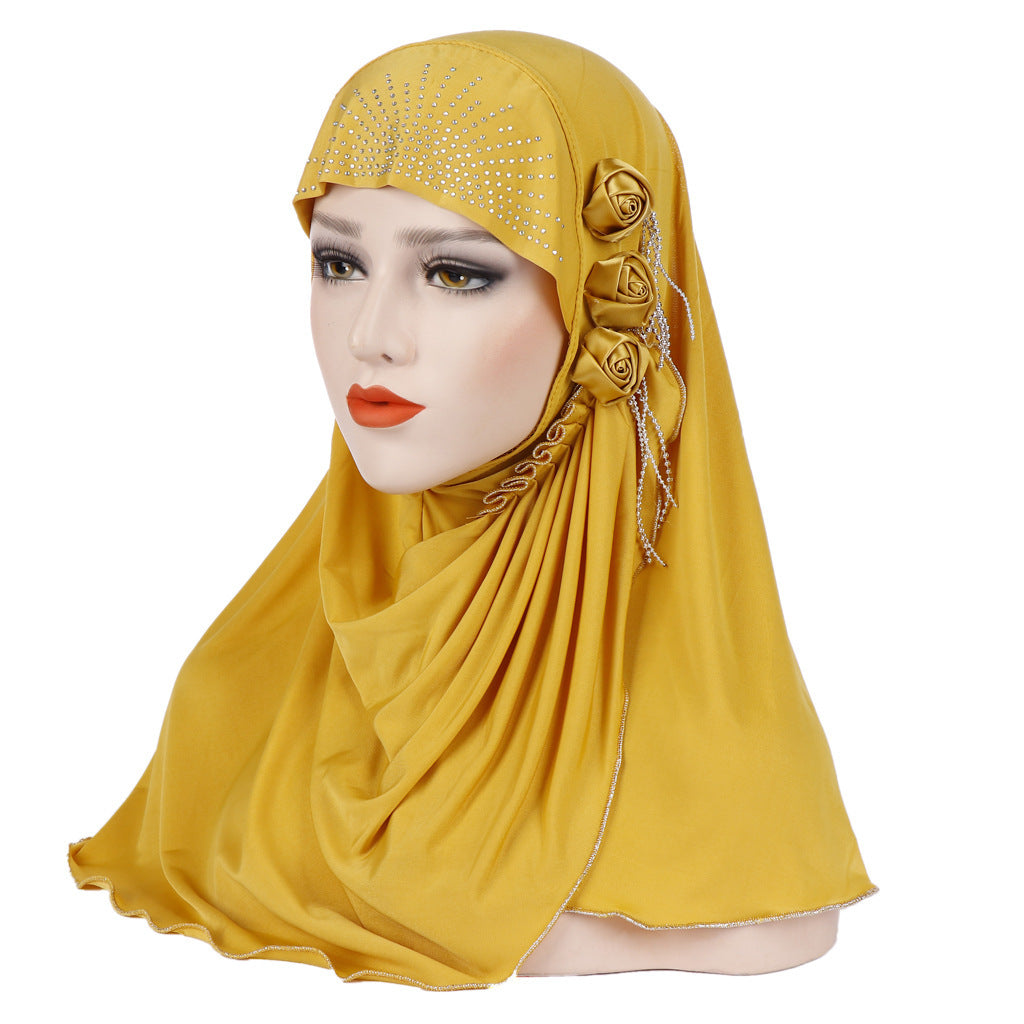 Baotou with three florets on the side of iced silk