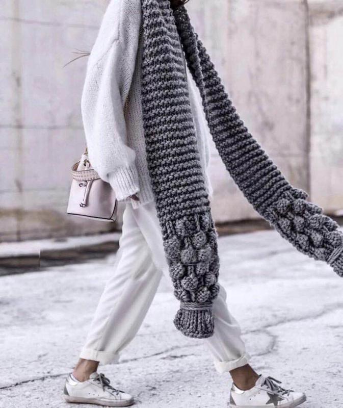 New Style Pure Hand Woven Ball Wool Scarf For Women