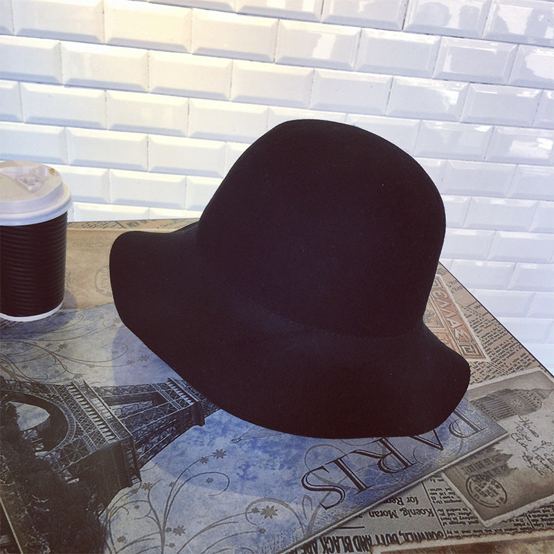 Thick pure wool top hat in autumn and winter