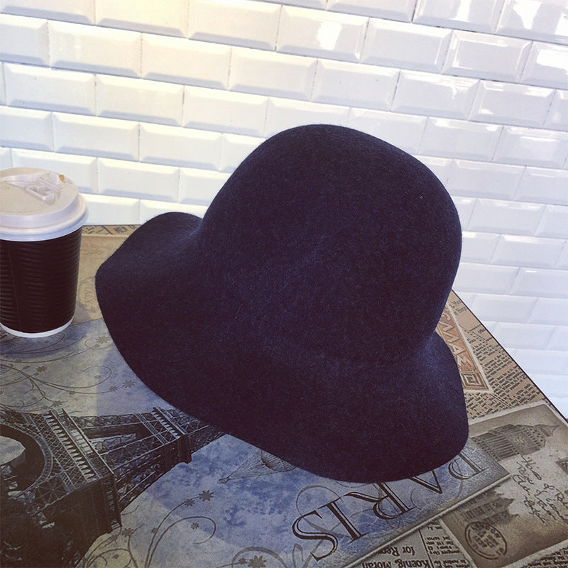 Thick pure wool top hat in autumn and winter