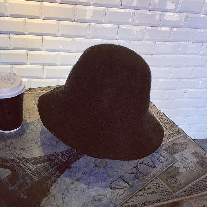 Thick pure wool top hat in autumn and winter