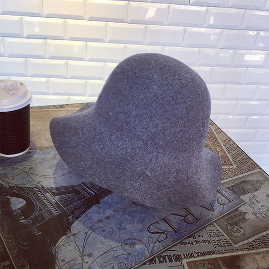 Thick pure wool top hat in autumn and winter