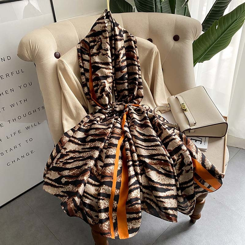 Women's Retro Fashion Decorative Scarf New Silk Satin