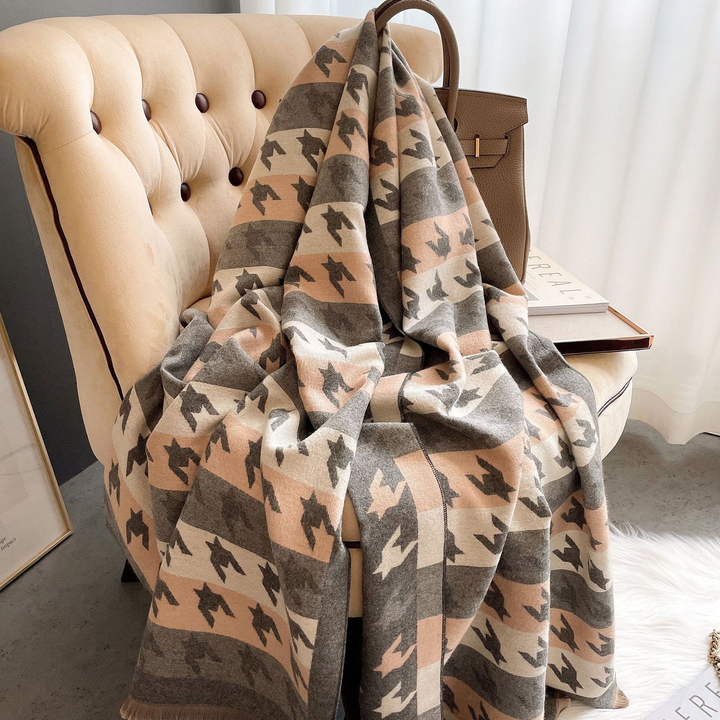 Warmth And Thickening Shawl Outside The Fashion And Fashionable High-grade Scarf