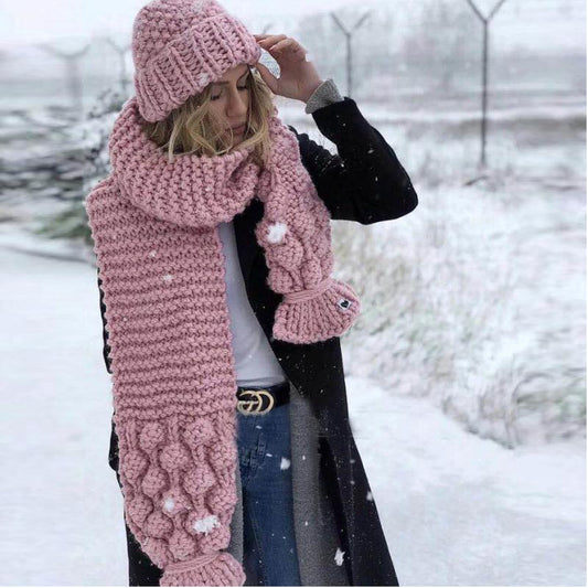New Style Pure Hand Woven Ball Wool Scarf For Women