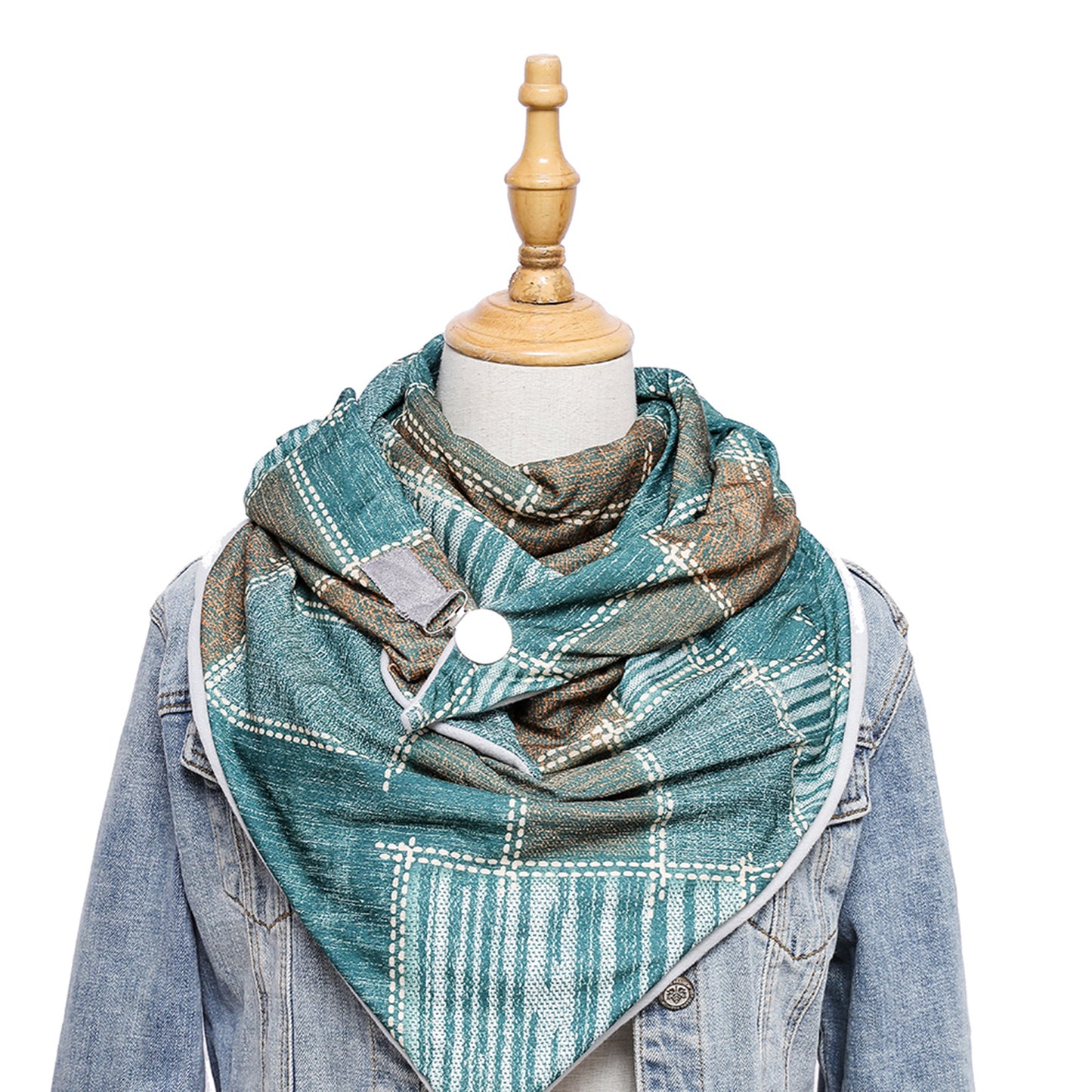 Warm Scarf And Are Fashionable And Versatile