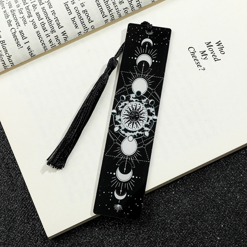 Creative Skull Pattern Acrylic Tassel Reading Decoration Bookmark
