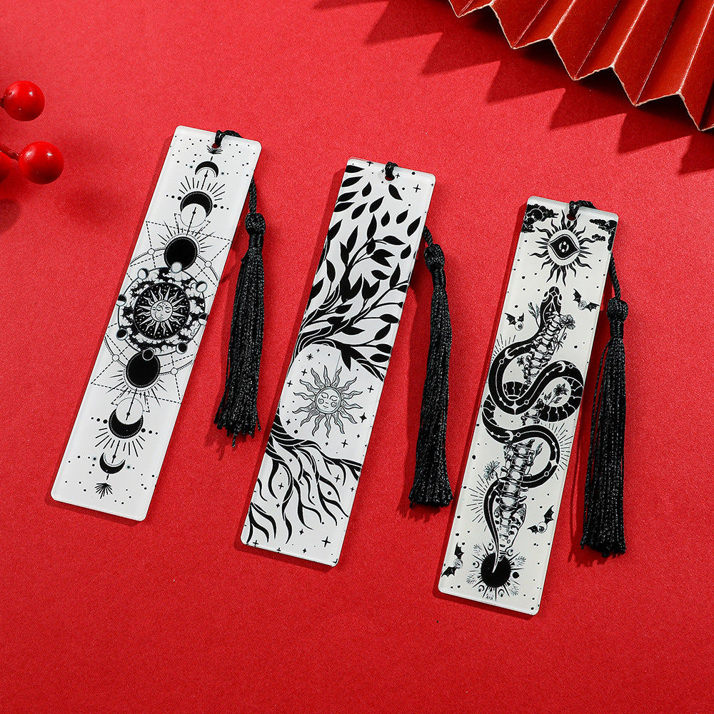 Creative Skull Pattern Acrylic Tassel Reading Decoration Bookmark