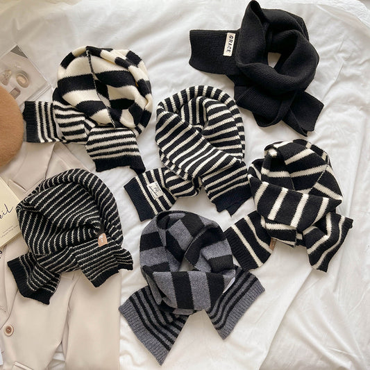 Women's Warm Knitting Wool Thickened Simple Windproof Scarf